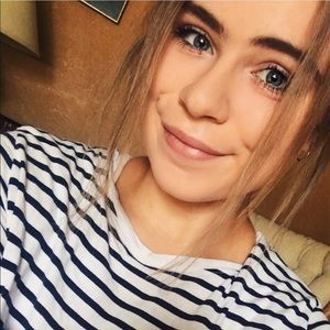 Meet your Posher, Lexi